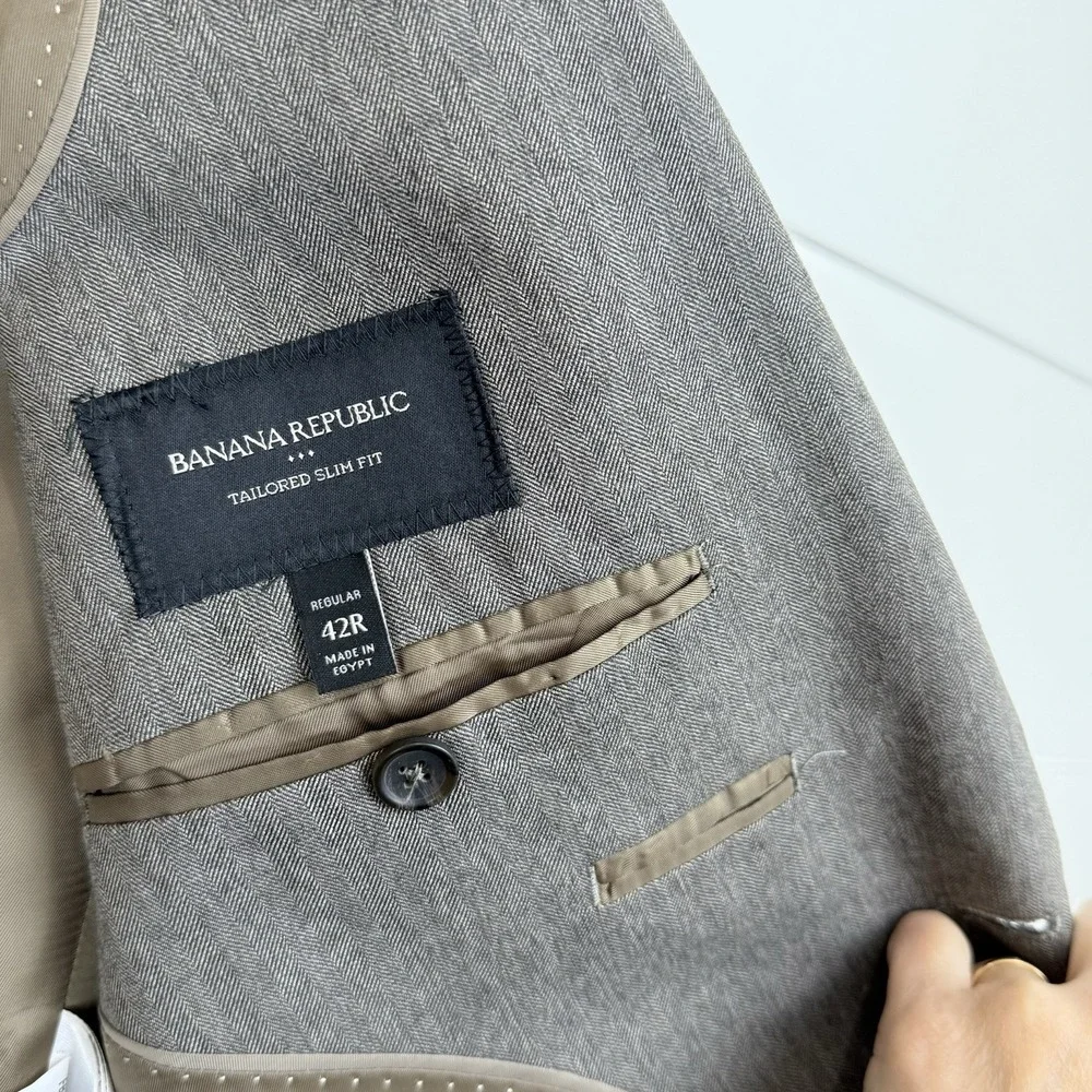 BANANA REPUBLIC TAILORED SLIM‎ FIT HERRINGBONE MUSHROOM BLAZER Men 42R